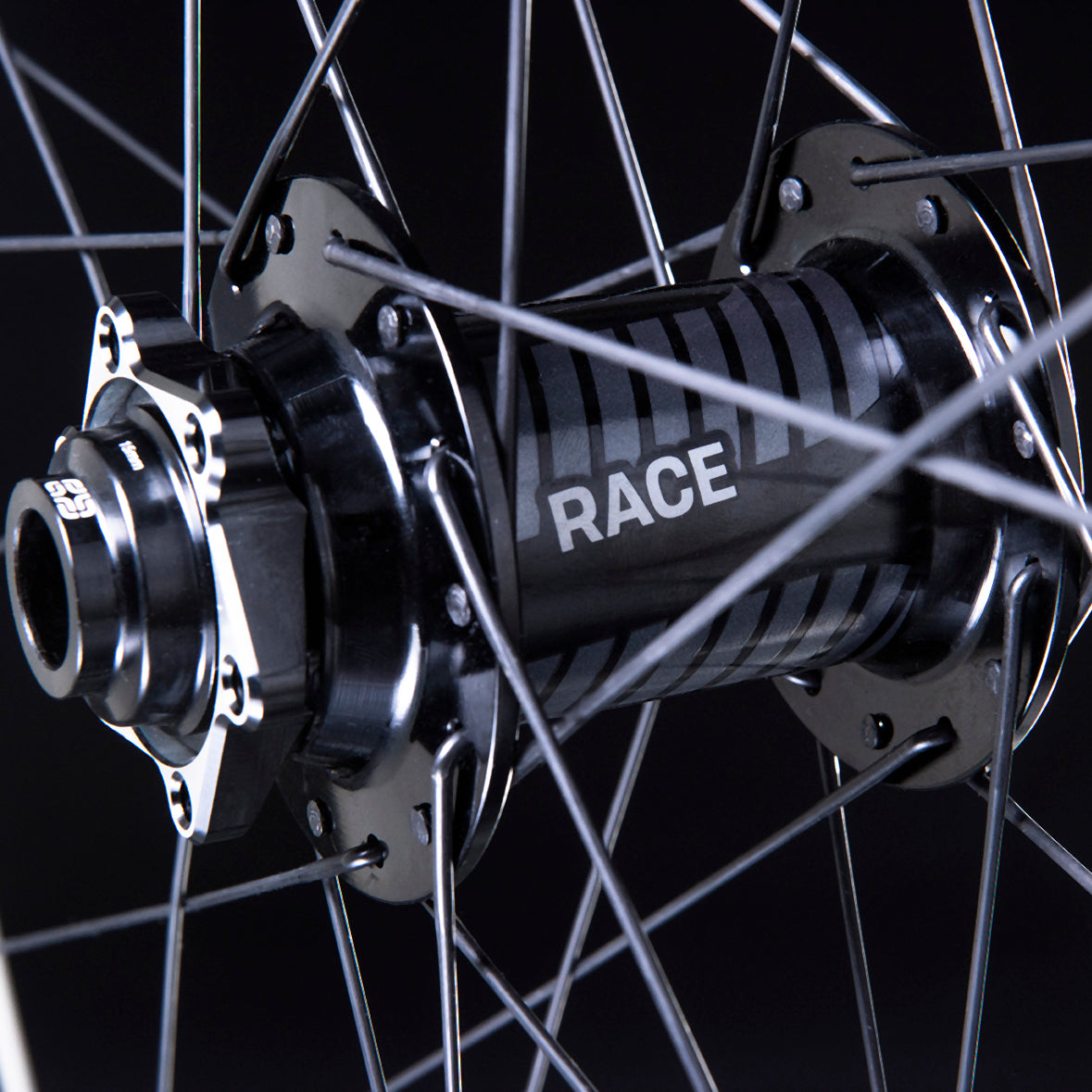 LG1 Race Carbon Enduro Wheels e*thirteen