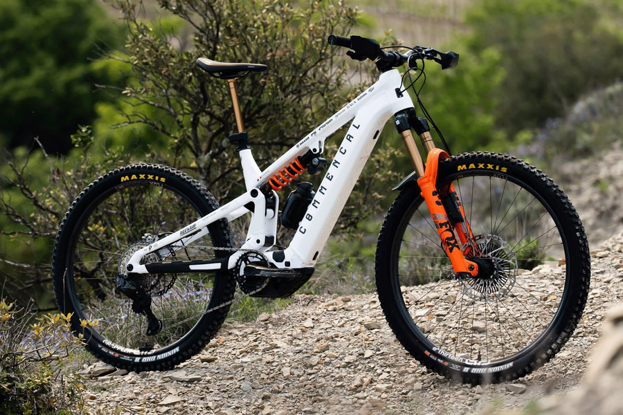 A full-power Commencal Bosch E-MTB on Sidekick Flux carbon wheels.
