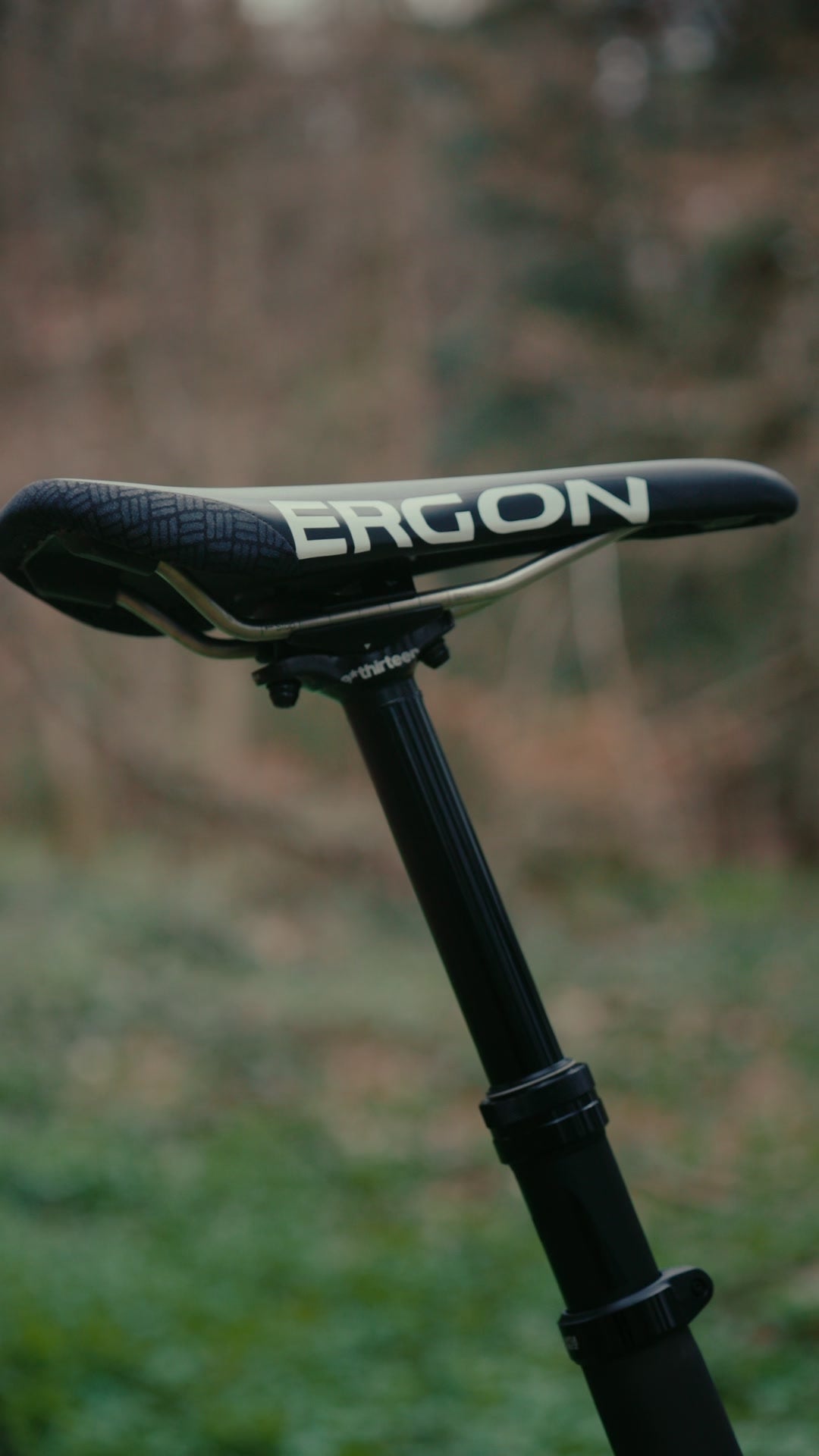 The saddle and Vario dropper post on Jasper Jauche's Santa Cruz Nomad
