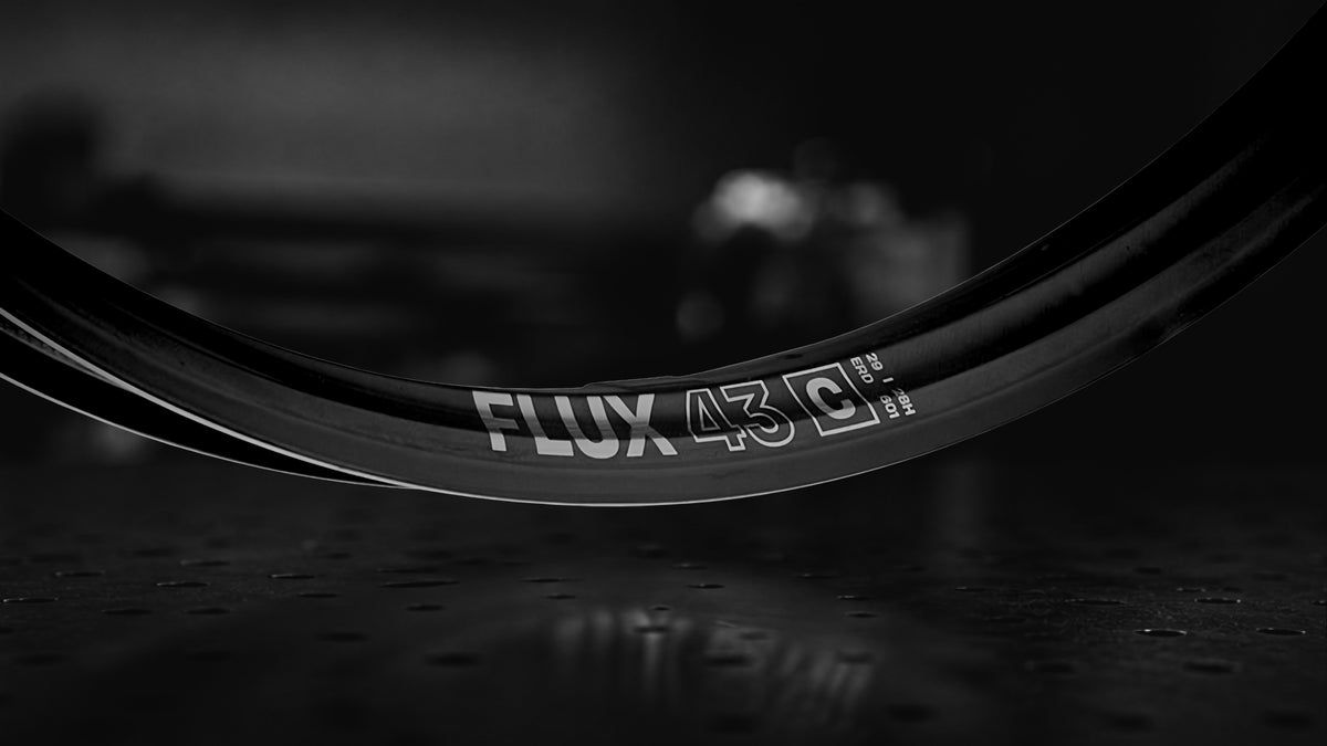 Flux 43 Trail carbon rim