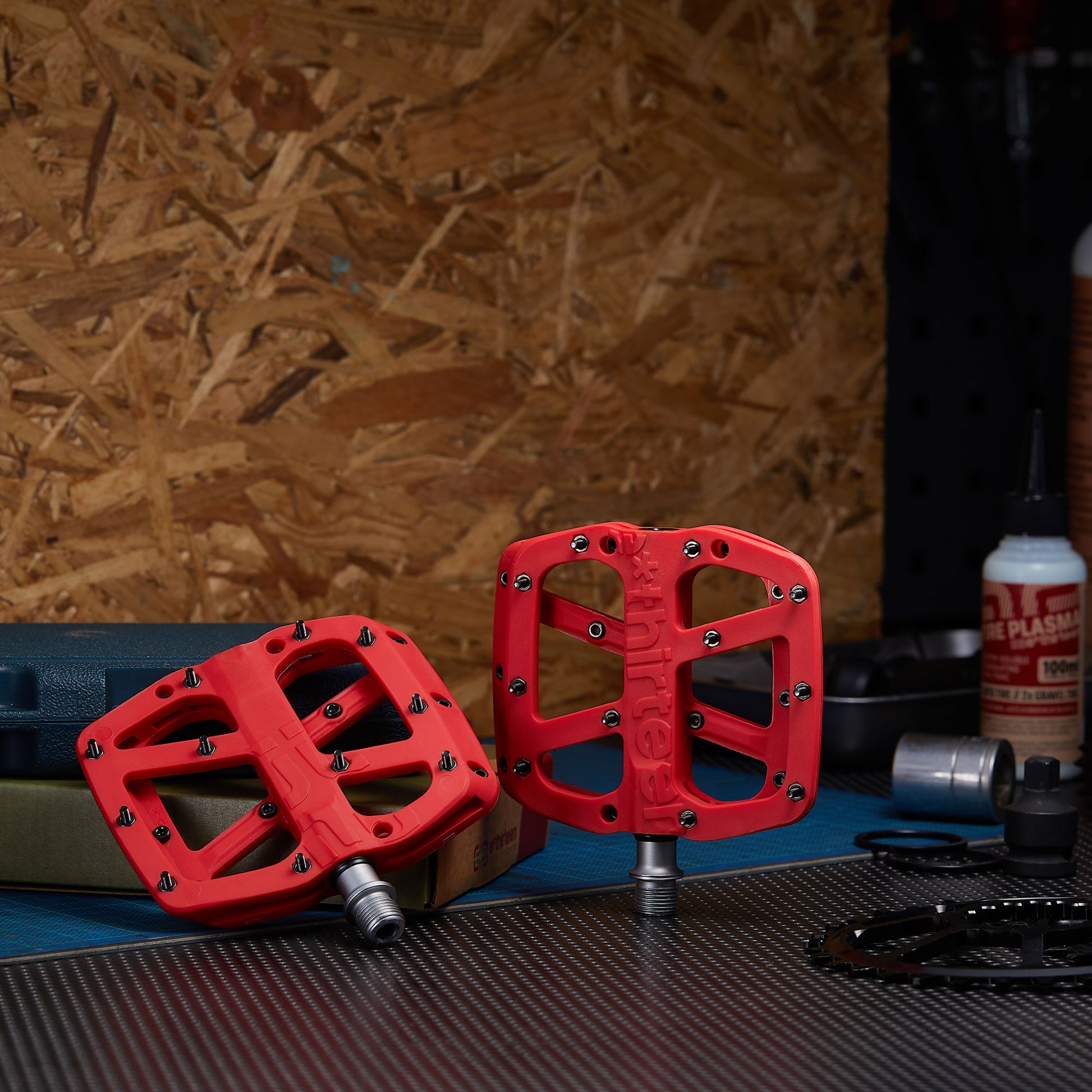 e thirteen plus pedal Composite Base Pedal
